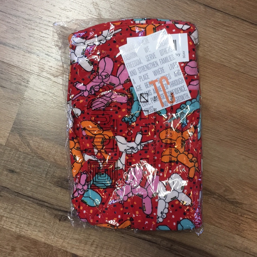 Super rare! LLR 4th birthday leggings! NWT!